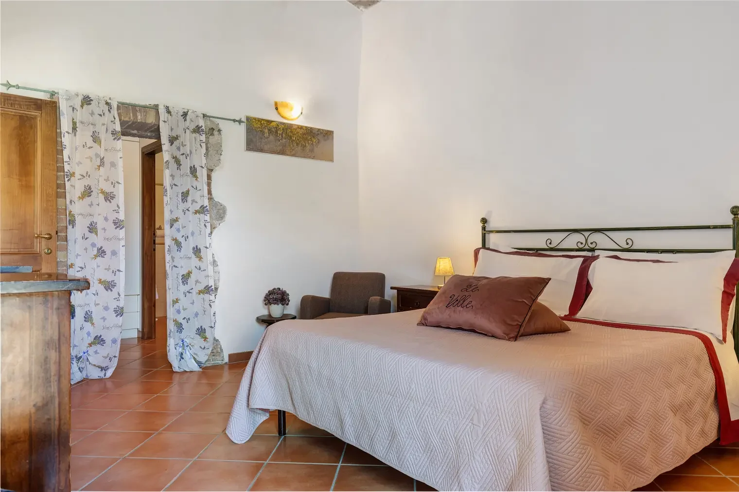 Fontanelle 4 — interno